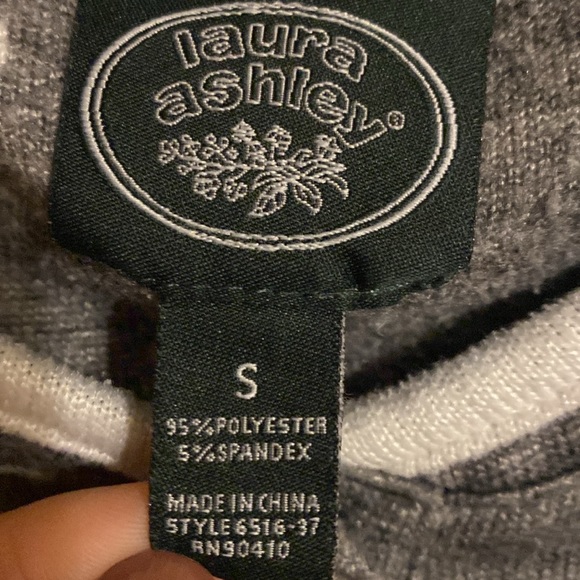 Laura Ashley heart print top size small - Picture 2 of 4